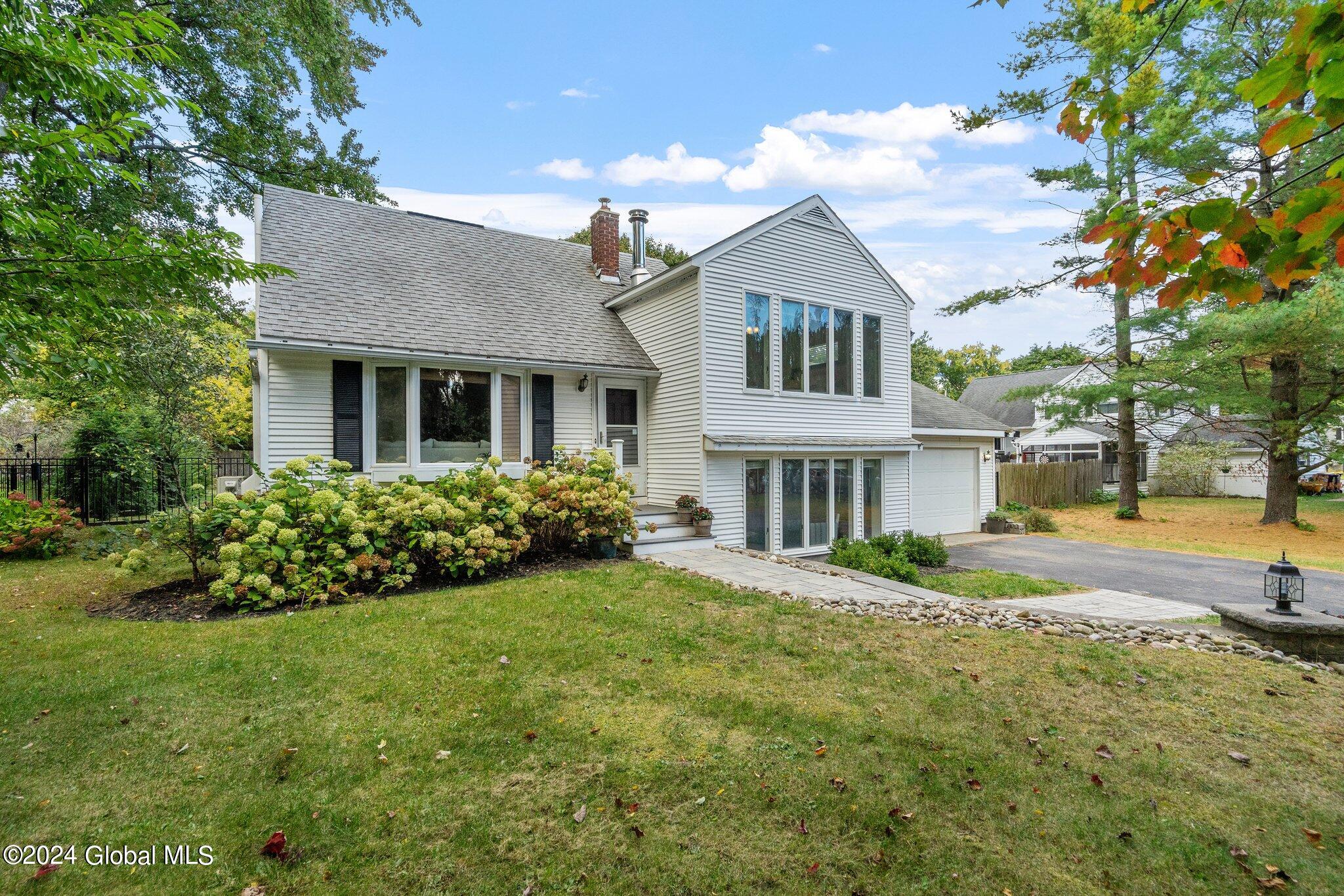 Shaker Dr, Albany, NY 12211