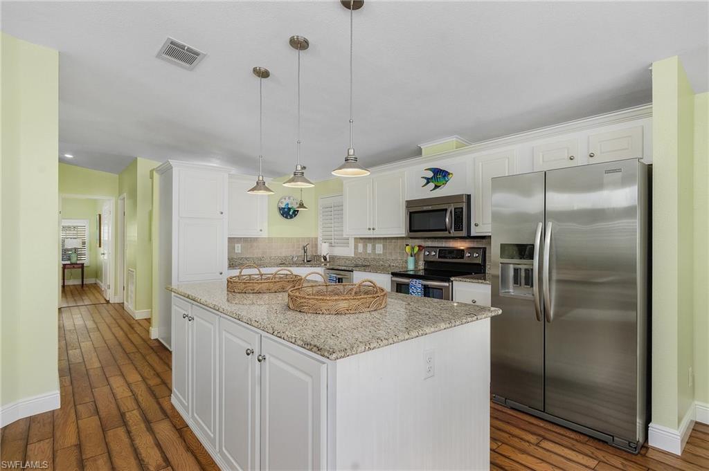 Residential Lease in ST. JAMES CITY 4