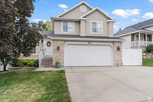 573 Compass Cir, North Salt Lake, UT, 84054-1953 | Card Image