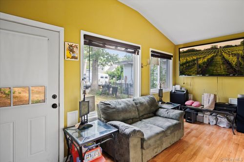 48 Rockaway Dr, Sound Beach, NY, 11789 | Card Image