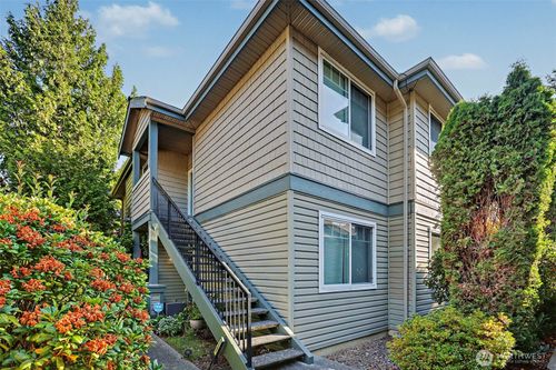 g201-1500 S 18th, Renton, WA, 98055 | Card Image