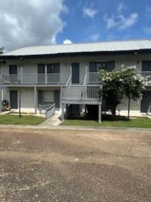 203-27207 Snead Dr, Abita Springs, LA, 70420-2851 | Card Image