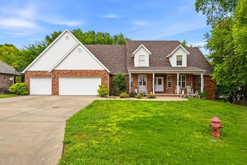 2611 N Rhodes Cir, Ozark, MO, 65721-8428 | Card Image