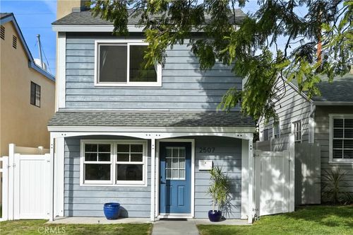 2507 E Glenoaks, Glendale, CA, 91206 | Card Image