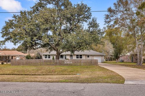 202 48th Street, Gulfport, MS, 39507 | Card Image