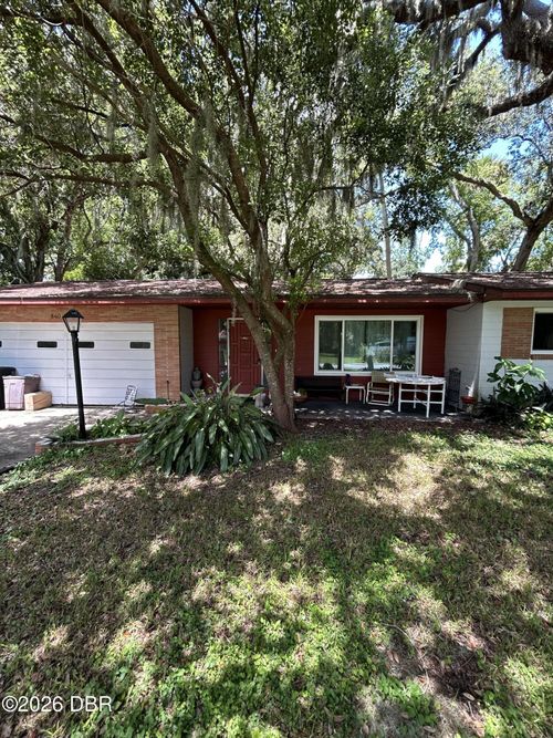 840 Pineapple Rd, South Daytona, FL, 32119-2617 | Card Image