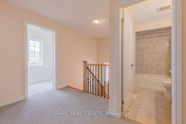 82 Rugman Cres, House other with 4 bedrooms, 4 bathrooms and 4 parking in Springwater ON | Image 33