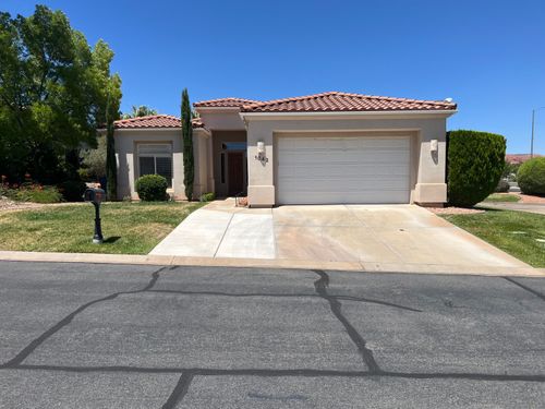 1042 W Hillview Dr, Washington, UT, 84780-8481 | Card Image