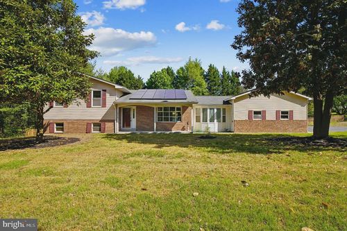 6610 Michele Ct, HUNTINGTOWN, MD, 20639-9055 | Card Image
