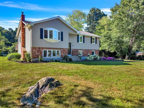 79 Fanning Rd, Ledyard, CT, 06339-1131 | Card Image
