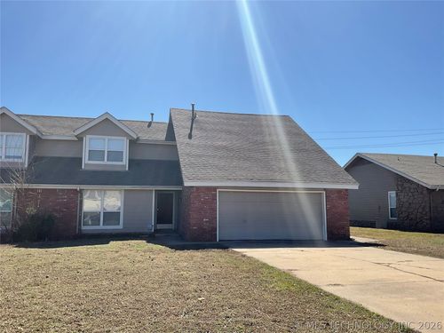 8310 65th Pl, Tulsa, OK, 74133-7631 | Card Image