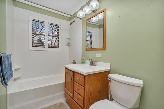 1713 Innercircle Dr, House other with 3 bedrooms, 1 bathrooms and 6 parking in Crest Hill IL | Image 11