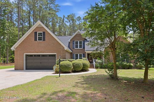 211 Channel Run, Washington, NC, 27889-9249 | Card Image