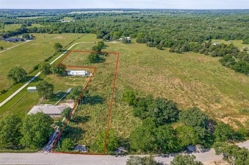 9436 Dripping Springs Rd, Denison, TX, 75021-4378 | Card Image