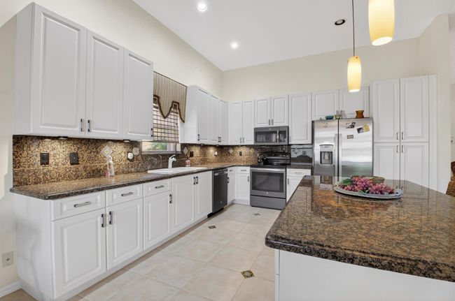 8688 Via Avellino, House other with 3 bedrooms, 3 bathrooms and null parking in Lake Worth FL | Image 23