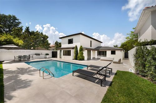 2805 Sw 4th Ave, Miami, FL, 33129-2603 | Card Image