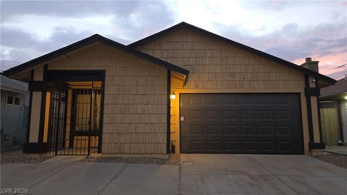79 N Christy Ln, Las Vegas, NV, 89110-4861 | Card Image