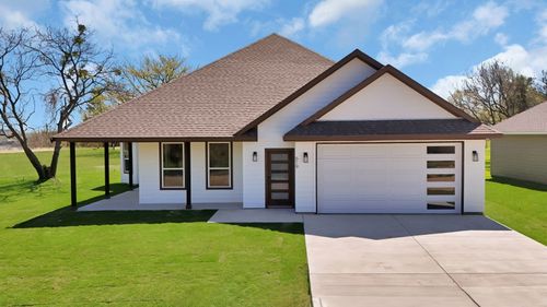 619 Lanai Cir, Runaway Bay, TX, 76426-4521 | Card Image