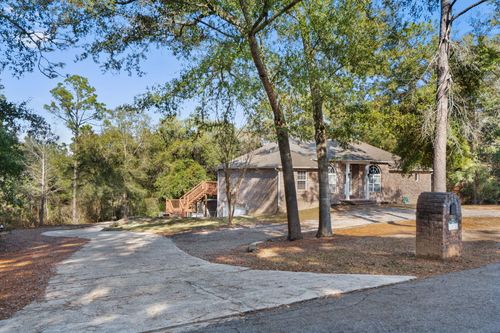 1574 Texas Pkwy, Crestview, FL, 32536-1634 | Card Image