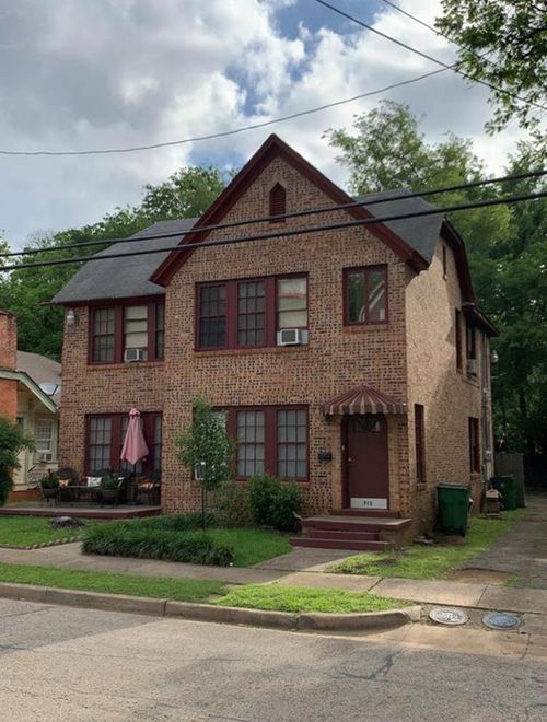 912 N Sycamore St, Palestine, TX, 75801-7642 | Card Image