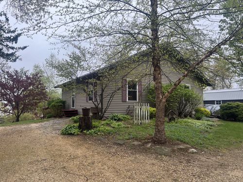 44 Browns Beach Rd, Rock Falls, IL, 61071-9718 | Card Image
