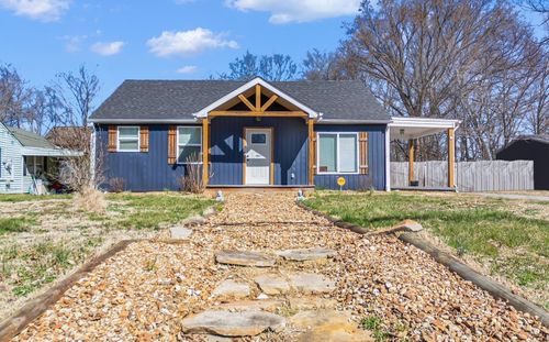 1107 Daniel St, Clarksville, TN, 37040-4244 | Card Image