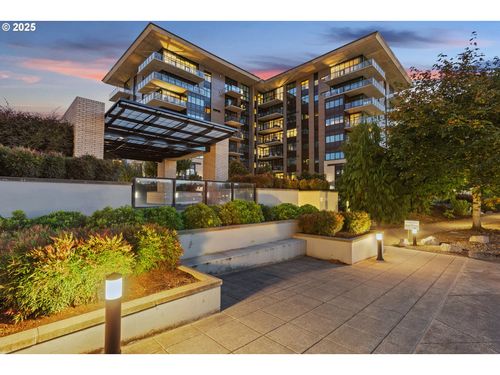 803-1830 Nw Riverscape St, Portland, OR, 97209-1838 | Card Image