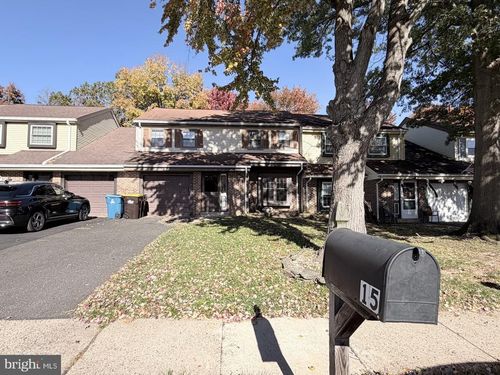 15 Greenwoods Dr, Horsham, PA, 19044-1728 | Card Image