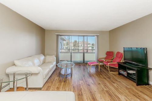 306-20460 54 Ave, Langley, BC, V3A6N6 | Card Image