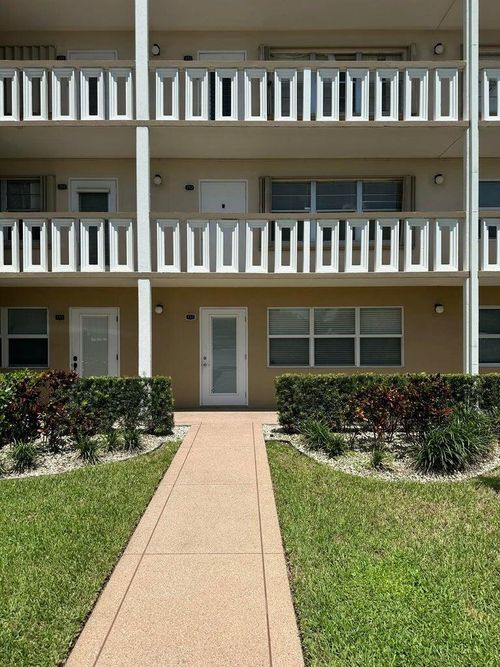252 Southampton C, West Palm Beach, FL, 33417-7815 | Card Image