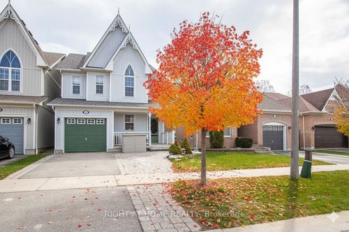 15 Bexley Cres, Whitby, ON, L1M2C7 | Card Image