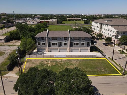 1109 Jb Jackson Jr Blvd, Dallas, TX, 75210 | Card Image