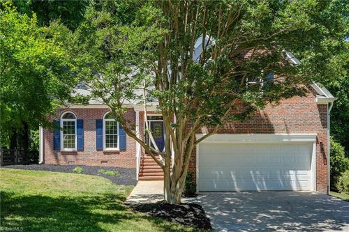 4301 Windlestraw Ln, Greensboro, NC, 27410-9082 | Card Image