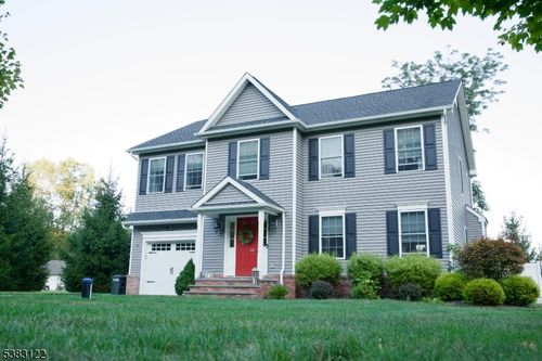 31 Emmans Rd, Ledgewood, NJ, 07852-9656 | Card Image