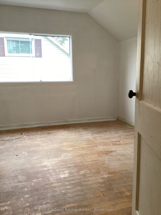 11 Laurentian St, House other with 4 bedrooms, 1 bathrooms and 2 parking in Deep River ON | Image 42