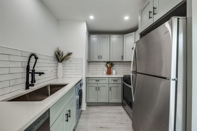 APT-105 - 1200 E 52 Nd St, Condo with 1 bedrooms, 1 bathrooms and 1 parking in Austin TX | Image 8