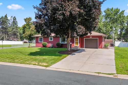 3501 68th St E, Inver Grove Heights, MN, 55076-2143 | Card Image