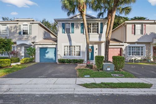 6008 N Golden Beauty Ln, Tamarac, FL, 33321-6340 | Card Image