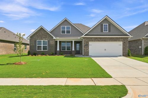 120 Cowdray Cir, Toney, AL, 35773-4000 | Card Image