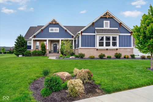 18295 Lakes End Dr, Westfield, IN, 46074-6307 | Card Image