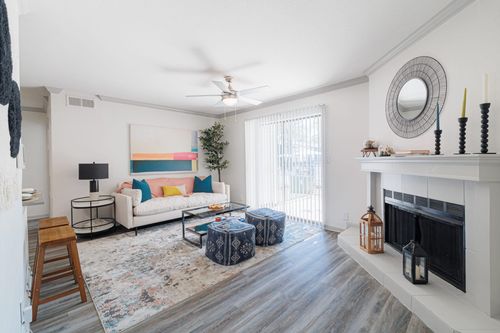 1-200 Hollow Tree Ln, Houston, TX, 77090-2819 | Card Image