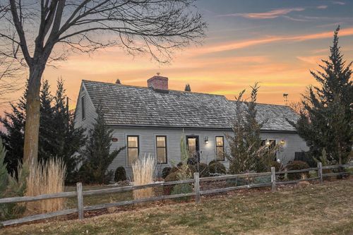 2400 W Cherokee Drive, APPLETON, WI, 54914 | Card Image