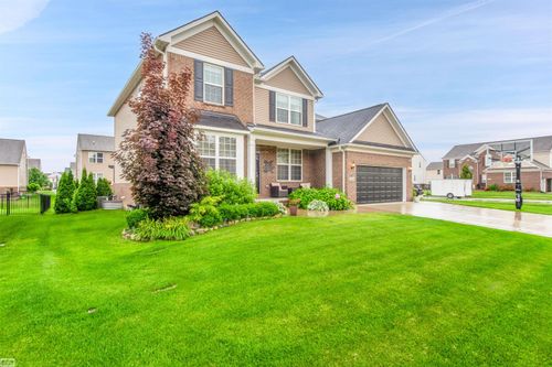 16308 Adelaide Dr, Macomb, MI, 48044-1572 | Card Image