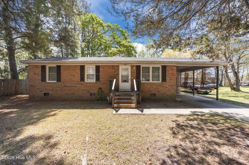 1935 King Dr, Greenville, NC, 27834-6670 | Card Image