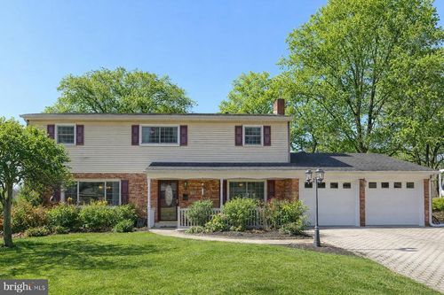 232 Winding Way, CAMP HILL, PA, 17011-8463 | Card Image