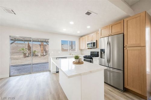 716 Kelso Way, Las Vegas, NV, 89107-3350 | Card Image