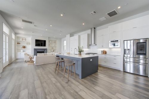 5336 Chandler St, Houston, TX, 77007-7296 | Card Image