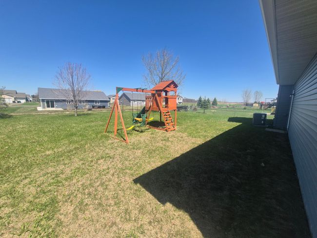 205 6 Th St, House other with 4 bedrooms, 2 bathrooms and null parking in Green Isle MN | Image 20