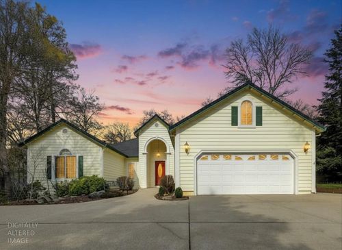 19276 Jayhawk Dr, Penn Valley, CA, 95946-9208 | Card Image