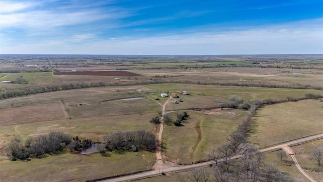 14460 N County Road 3070, House other with 4 bedrooms, 3 bathrooms and null parking in Lindsay OK | Image 14